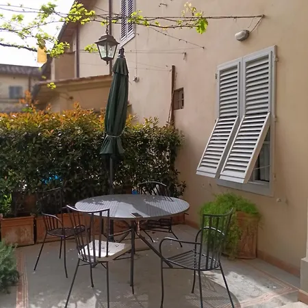 Foresteria San Niccolo Guest house *